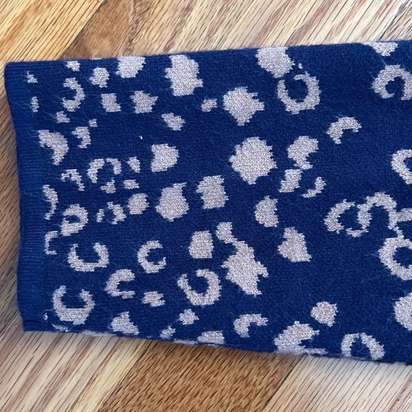 New Sexy Low Back Sweater Dress Blue Brown Cheetah Leopard Print M - Picture 8 of 12